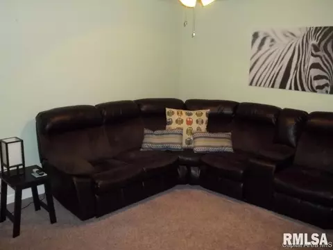 2513 Sutherland, Springfield, IL 62702 photo 3