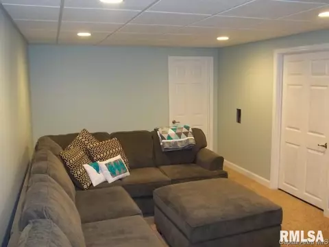 2513 Sutherland, Springfield, IL 62702 photo 14