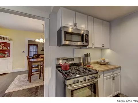 1316 W Governor St, Springfield, IL 62704 photo 7