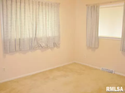 3417 S 1st St, Springfield, IL 62703 photo 8