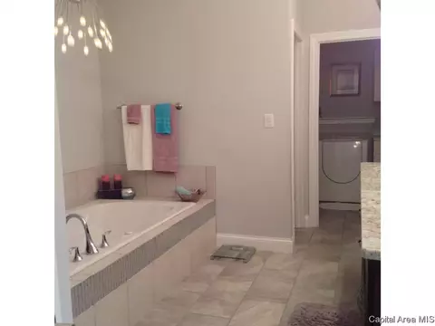 2013 Providence Ln, Springfield, IL 62711 photo 12