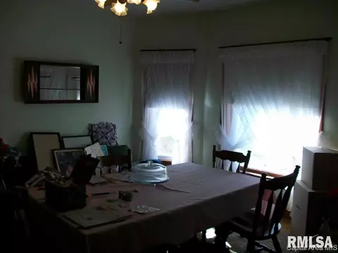 614 E Third St, Maquon, IL 61458 photo 17