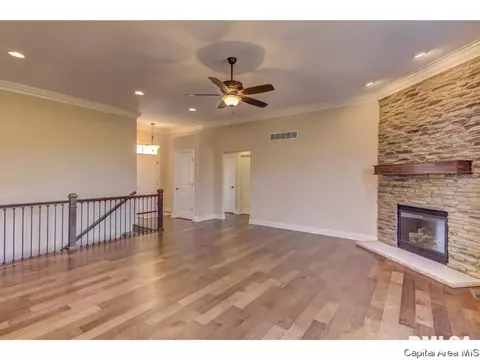 600 Catskill Dr, Springfield, IL 62711 photo 13