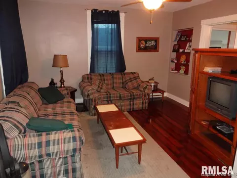 621 E Laurel, Springfield, IL 62703 photo 3