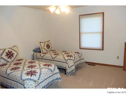 2112 Redlands Dr, Springfield, IL 62711 photo 12