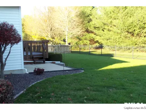 2112 Redlands Dr, Springfield, IL 62711 photo 13