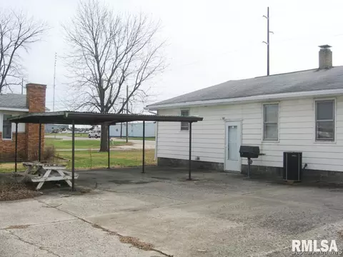 2833 E Cook, Springfield, IL 62703 photo 4