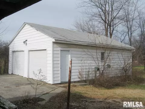 2833 E Cook, Springfield, IL 62703 photo 2