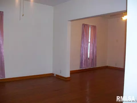 924 N 14th, Springfield, IL 62702 photo 4