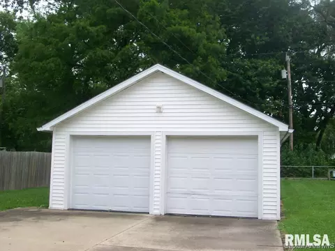 924 N 14th, Springfield, IL 62702 photo 8