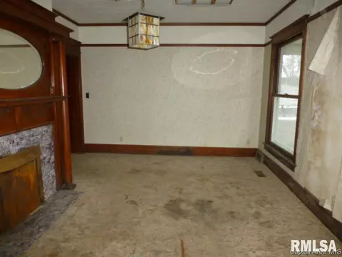 157 N Douglas Ave, Springfield, IL 62702 photo 3