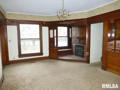 157 N Douglas Ave, Springfield, IL 62702 photo 7