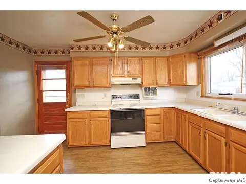 3537 Stanton, Springfield, IL 62703 photo 6