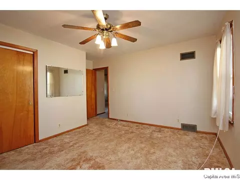3537 Stanton, Springfield, IL 62703 photo 9