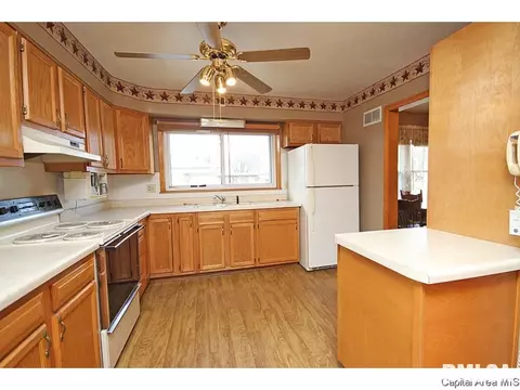 3537 Stanton, Springfield, IL 62703 photo 4