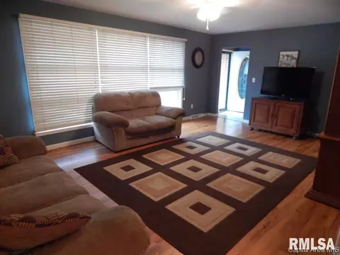 1917 Barberry Dr, Springfield, IL 62704 photo 6