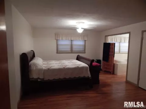 1917 Barberry Dr, Springfield, IL 62704 photo 13