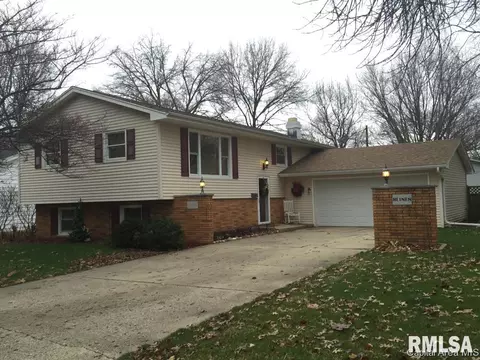 118 Collier Dr, Springfield, IL 62704 photo 1