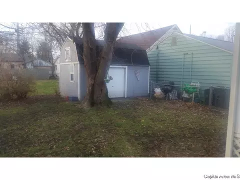 2118 E Converse St, Springfield, IL 62702 photo 9