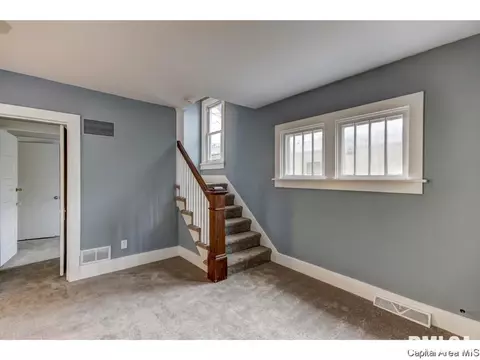 438 Williams St, Springfield, IL 62704 photo 1