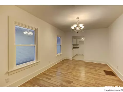 438 Williams St, Springfield, IL 62704 photo 7