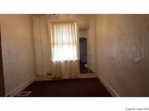 2242 S 13th, Springfield, IL 62703 photo 11