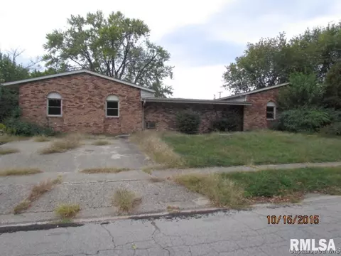3 Heritage Dr, Springfield, IL 62711 photo 2