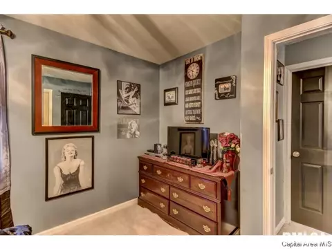 2440 Normal Dr, Springfield, IL 62707 photo 14