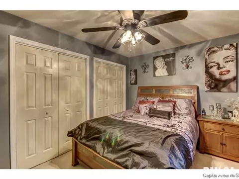 2440 Normal Dr, Springfield, IL 62707 photo 5