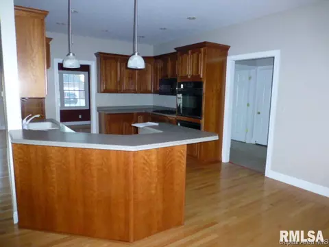 1808 Old Ivy Dr, Springfield, IL 62711 photo 7