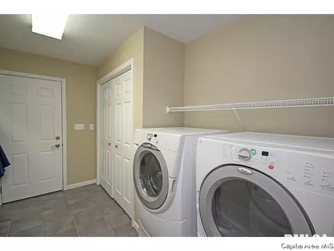 445 Elle Ct, Springfield, IL 62711 photo 13
