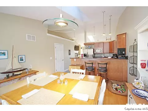 445 Elle Ct, Springfield, IL 62711 photo 12
