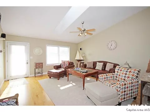 445 Elle Ct, Springfield, IL 62711 photo 32