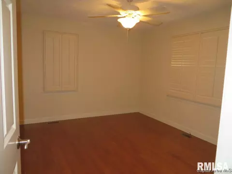 14 Alberta Ln, Springfield, IL 62704 photo 7
