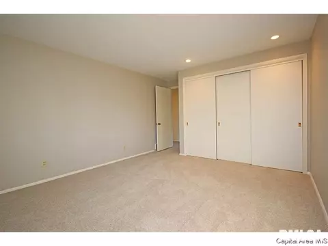 2325 Sylvan Rd, Springfield, IL 62704 photo 22