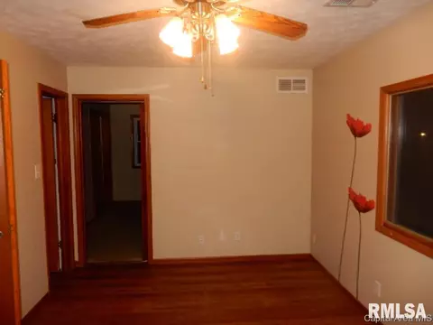 2424 S 13th, Springfield, IL 62703 photo 7