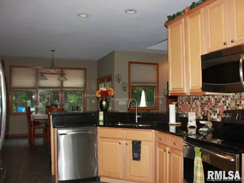 30 Rolling Meadows Ln, Springfield, IL 62711 photo 7