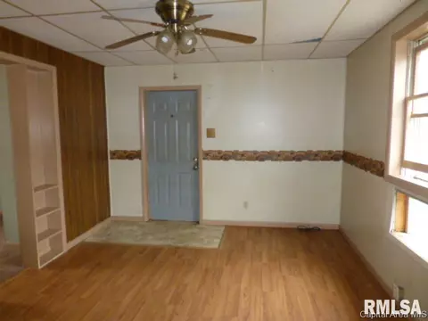 621 W Hay Street St, Springfield, IL 62702 photo 2