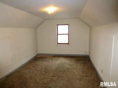 621 W Hay Street St, Springfield, IL 62702 photo 10