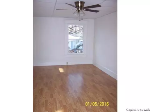 611 W Jackson St, Abingdon, IL 61410 photo 7