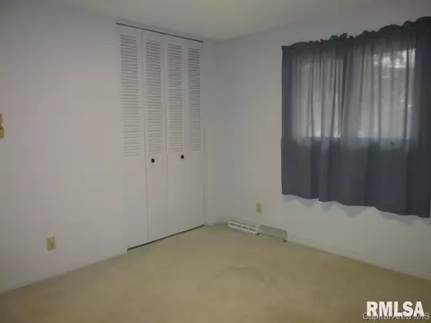 3232 Warner Dr, Springfield, IL 62703 photo 9