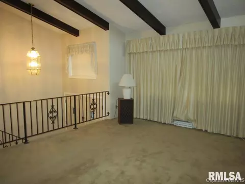 3232 Warner Dr, Springfield, IL 62703 photo 3