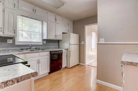 2727 S State St, Springfield, IL 62704 photo 9