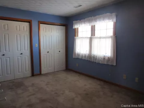 5305 Collins Way, Springfield, IL 62703 photo 9