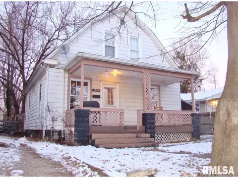 1023 W Calhoun Ave, Springfield, IL 62702 photo 1