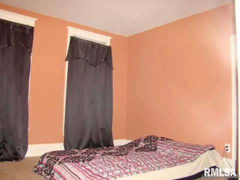 1023 W Calhoun Ave, Springfield, IL 62702 photo 6