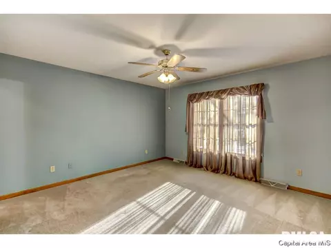 2552 Chapel Hill Rd, Springfield, IL 62704 photo 23