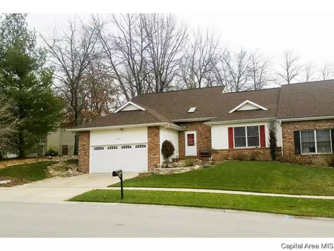2552 Chapel Hill Rd, Springfield, IL 62704 photo 1