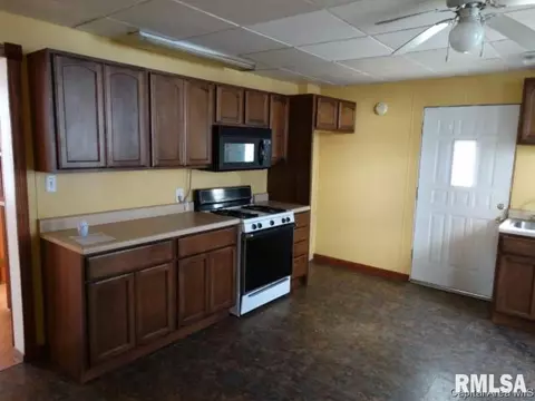 1142 W Monroe, Springfield, IL 62704 photo 10
