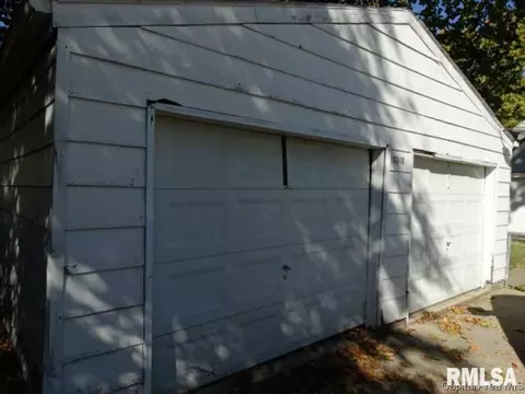 1142 W Monroe, Springfield, IL 62704 photo 9
